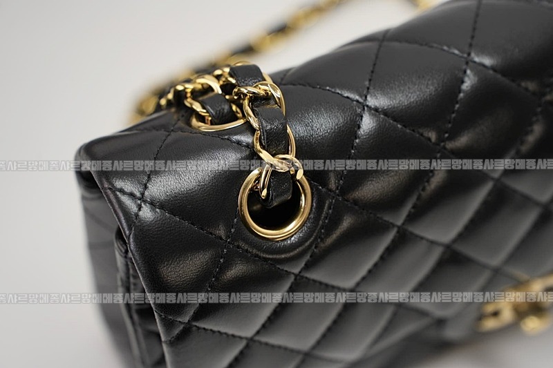 샤넬클래식미니듐플랩백불랙금장 20260201-111939-031루.jpg