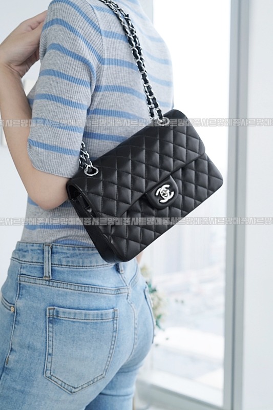 샤넬클래식미니듐플랩백불랙은장 20260201-112710-007루.jpg