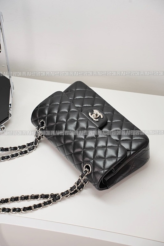 샤넬클래식미니듐플랩백불랙은장 20260201-112711-020루.jpg