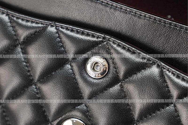 샤넬클래식미니듐플랩백불랙은장 20260201-112713-031루.jpg