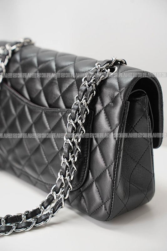 샤넬클래식미니듐플랩백불랙은장 20260201-112713-034루.jpg