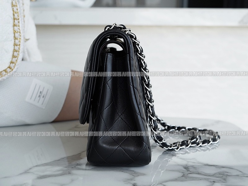샤넬클래식플랩백점보불랙은장 20260201-115136-012루.jpg