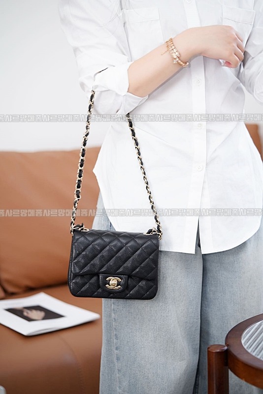샤넬클래식플랩백쁘띠삭블랙금장 20260201-133142-003루.jpg