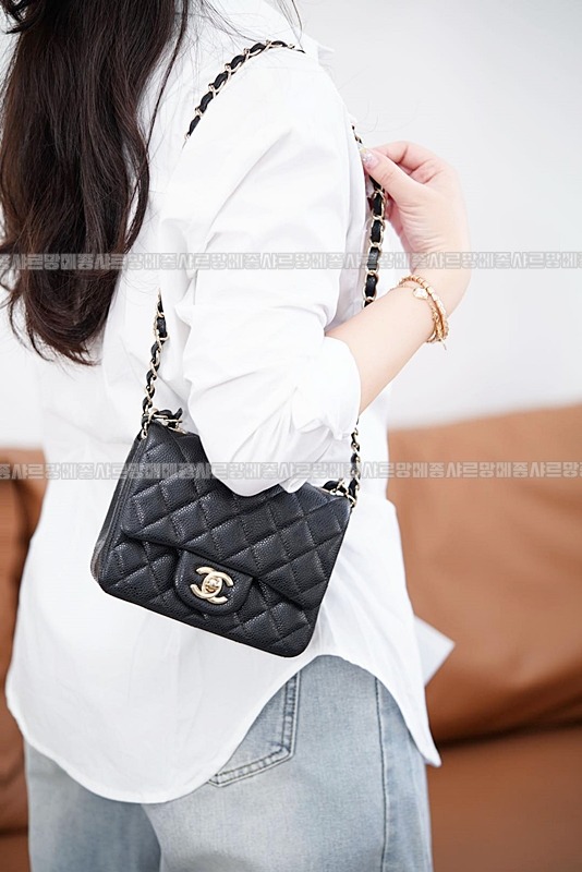 샤넬클래식플랩백쁘띠삭블랙금장 20260201-133143-004루.jpg