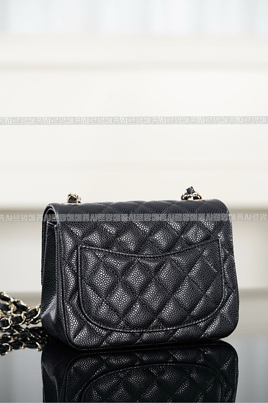 샤넬클래식플랩백쁘띠삭블랙금장 20260201-133144-014루.jpg