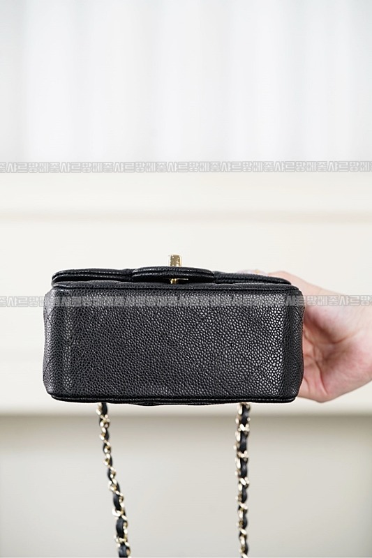 샤넬클래식플랩백쁘띠삭블랙금장 20260201-133144-017루.jpg