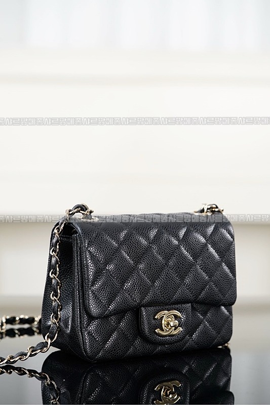 샤넬클래식플랩백쁘띠삭블랙금장 20260201-133144-018루.jpg