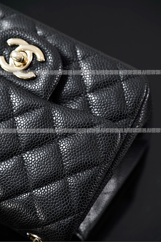 샤넬클래식플랩백쁘띠삭블랙금장 20260201-133145-021루.jpg