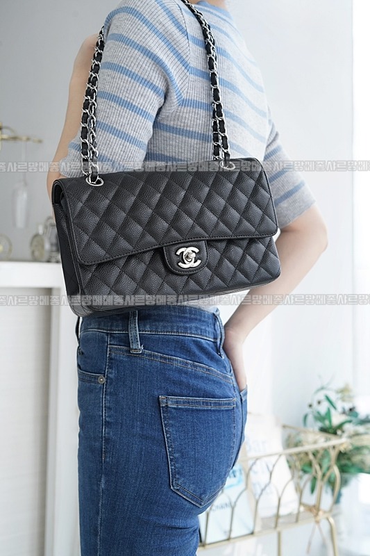샤넬클래식미디움플랩백블랙은장 20260201-135844-001루.jpg