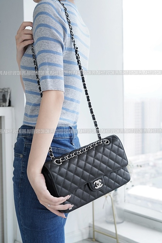 샤넬클래식미디움플랩백블랙은장 20260201-135845-006루.jpg