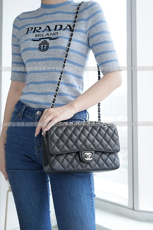 샤넬클래식미디움플랩백블랙은장 20260201-135845-007루.jpg