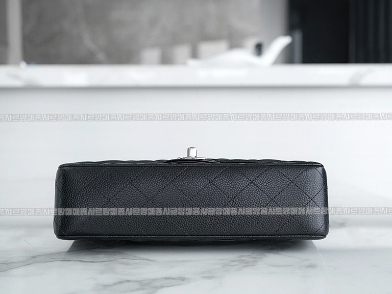 샤넬클래식미디움플랩백블랙은장 20260201-135846-015루.jpg