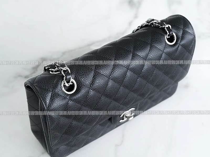 샤넬클래식미디움플랩백블랙은장 20260201-135846-018루.jpg