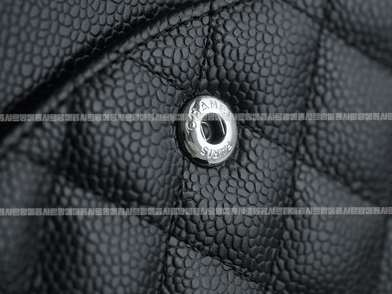 샤넬클래식미디움플랩백블랙은장 20260201-135846-020루.jpg