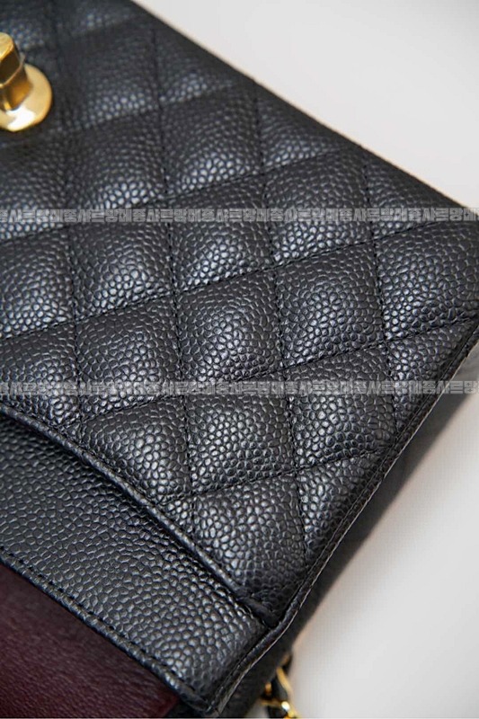 샤넬클래식미디움플랩백블랙금장 20260201-140410-019루.jpg