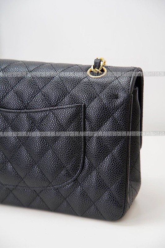 샤넬클래식미디움플랩백블랙금장 20260201-140410-021루.jpg