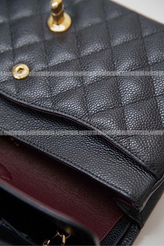 샤넬클래식미디움플랩백블랙금장 20260201-140410-023루.jpg