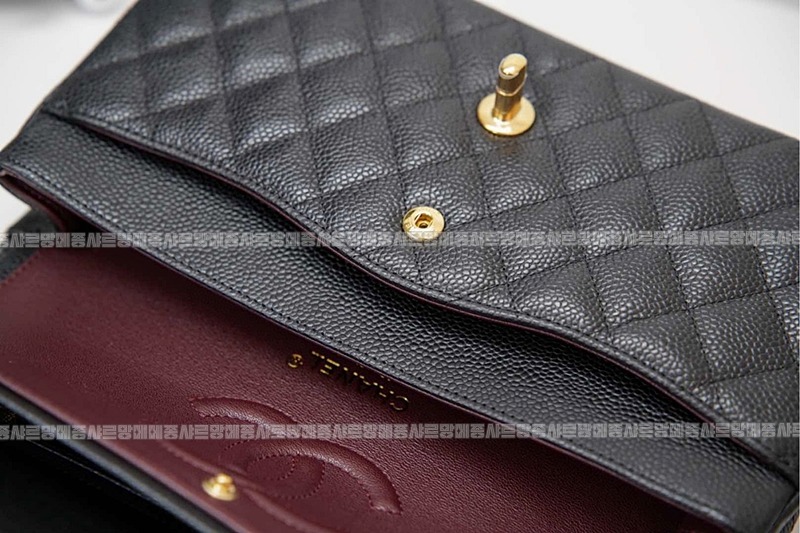 샤넬클래식미디움플랩백블랙금장 20260201-140411-030루.jpg