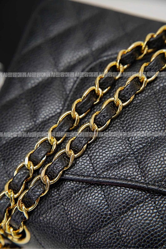 샤넬클래식미디움플랩백블랙금장 20260201-140413-043루.jpg