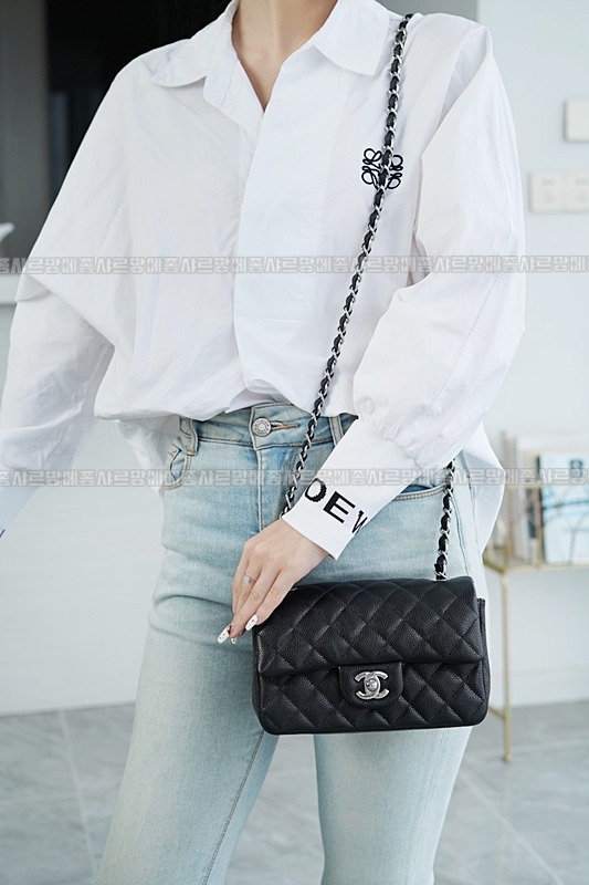 샤넬클래식미니플랩백블랙은장 20260201-144520-001루.jpg