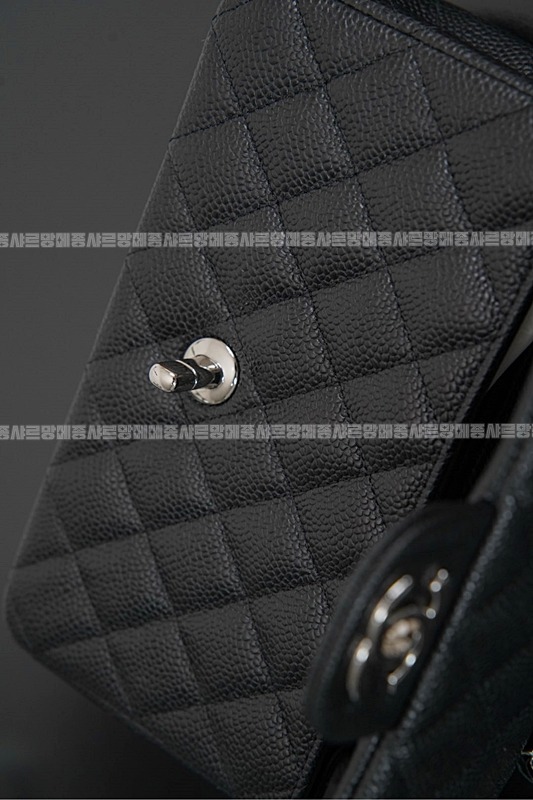 샤넬클래식미니플랩백블랙은장 20260201-144523-027루.jpg