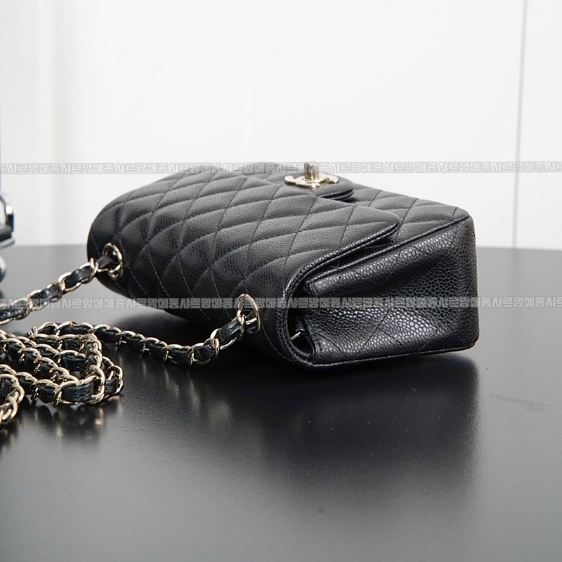 샤넬클래식미니플랩백블랙금장 20260201-145846-017루.jpg