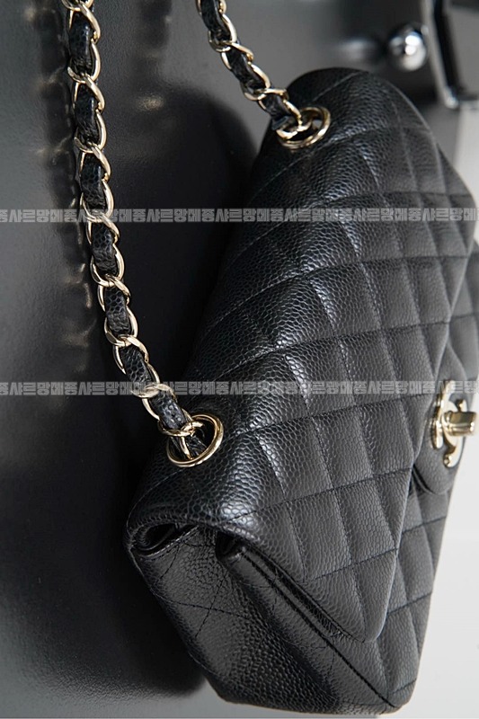 샤넬클래식미니플랩백블랙금장 20260201-145846-022루.jpg