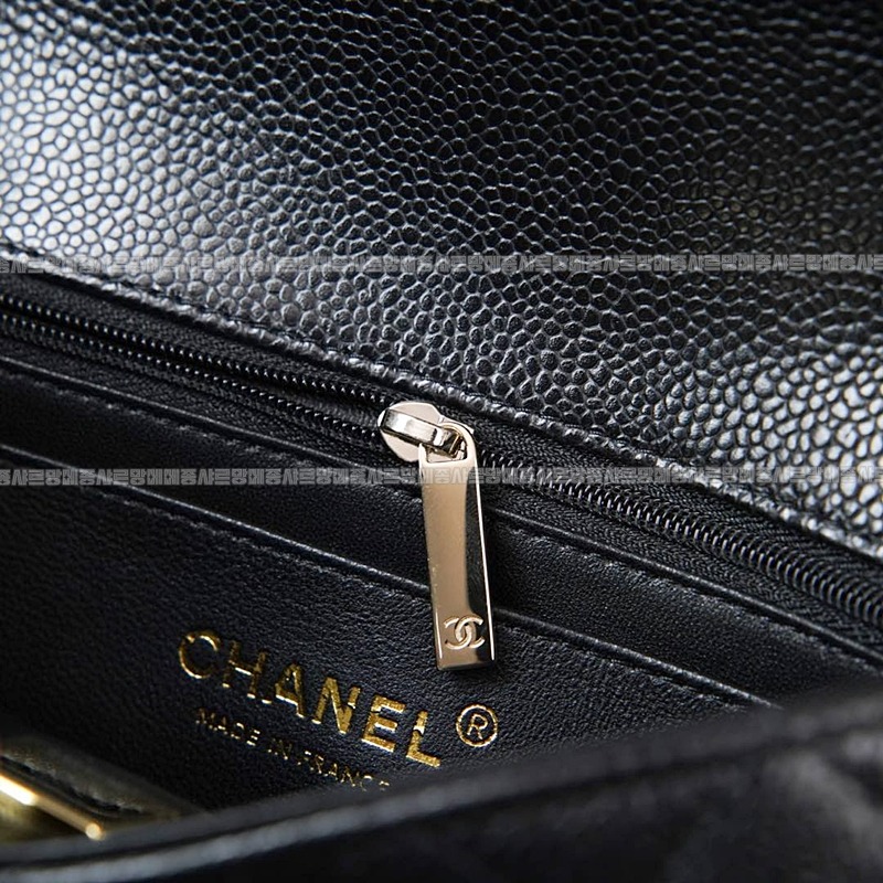 샤넬클래식미니플랩백블랙금장 20260201-145847-026루.jpg