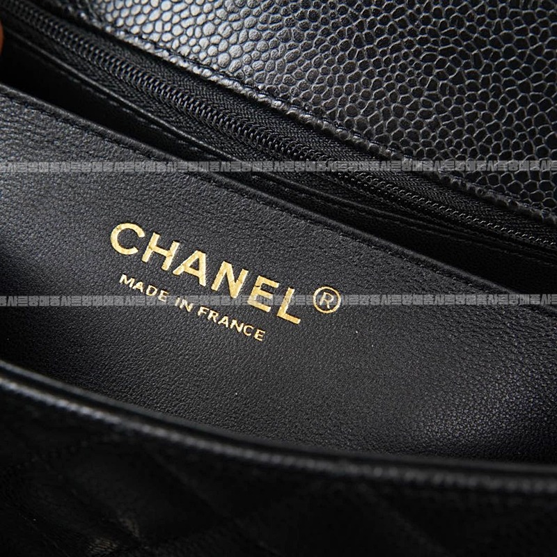 샤넬클래식미니플랩백블랙금장 20260201-145847-027루.jpg