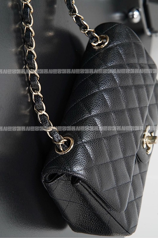샤넬클래식미니플랩백블랙금장 20260201-145849-040루.jpg