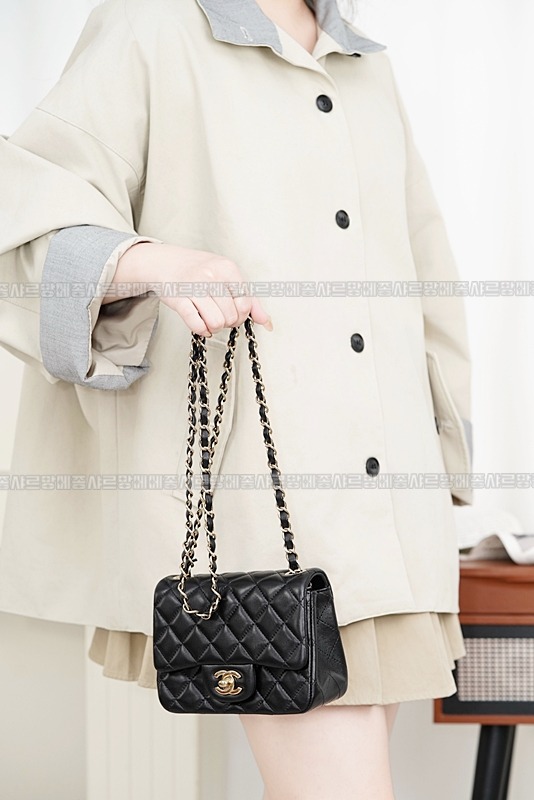 샤넬클래식미니플랩백블랙은장 20260201-161559-002루.jpg