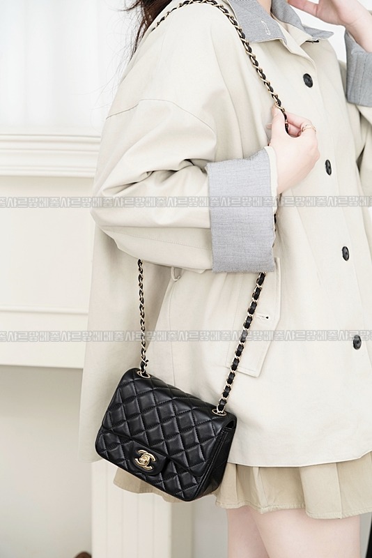 샤넬클래식미니플랩백블랙은장 20260201-161600-007루.jpg