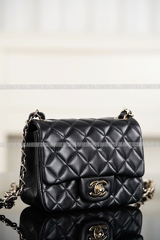 샤넬클래식미니플랩백블랙은장 20260201-161601-014루.jpg