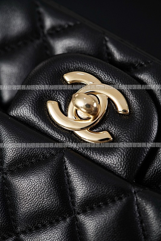 샤넬클래식미니플랩백블랙은장 20260201-161601-019루.jpg