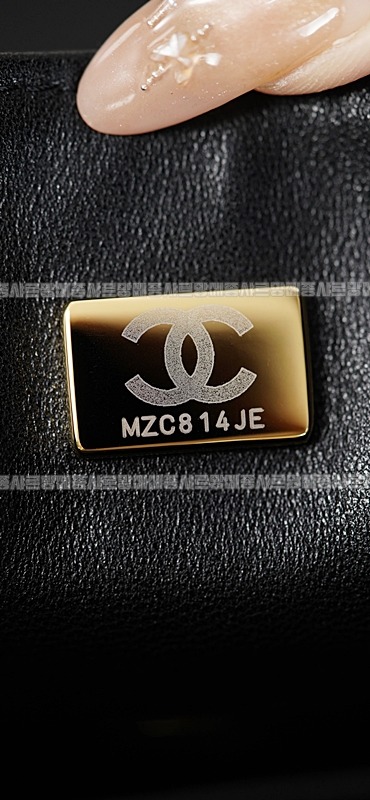 샤넬클래식미니플랩백블랙은장 20260201-161603-028루.jpg