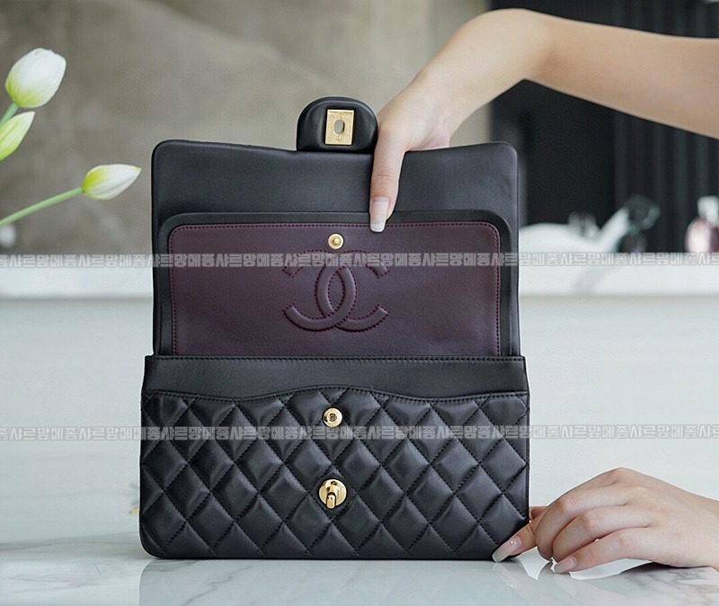 샤넬클래식플랩백블랙금장 20260201-164644-014루.jpg