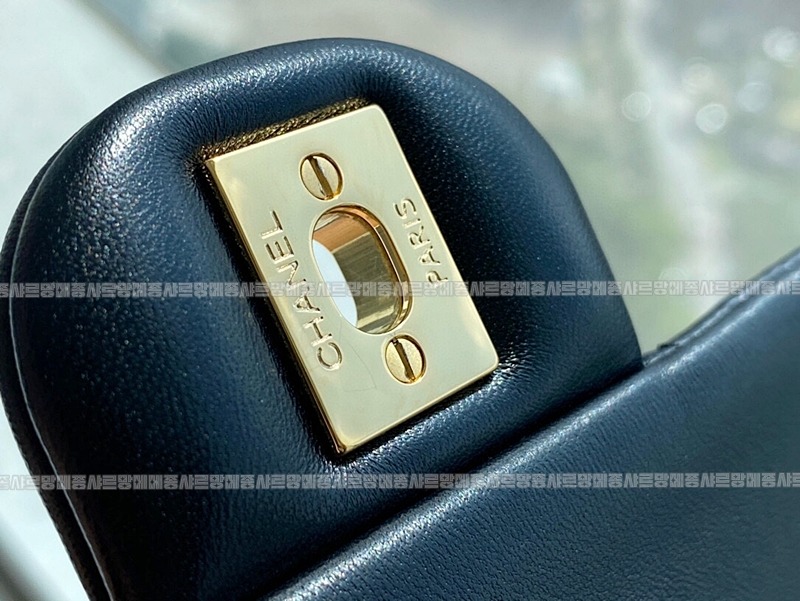 샤넬클래식플랩백블랙금장 20260201-164645-025루.jpg