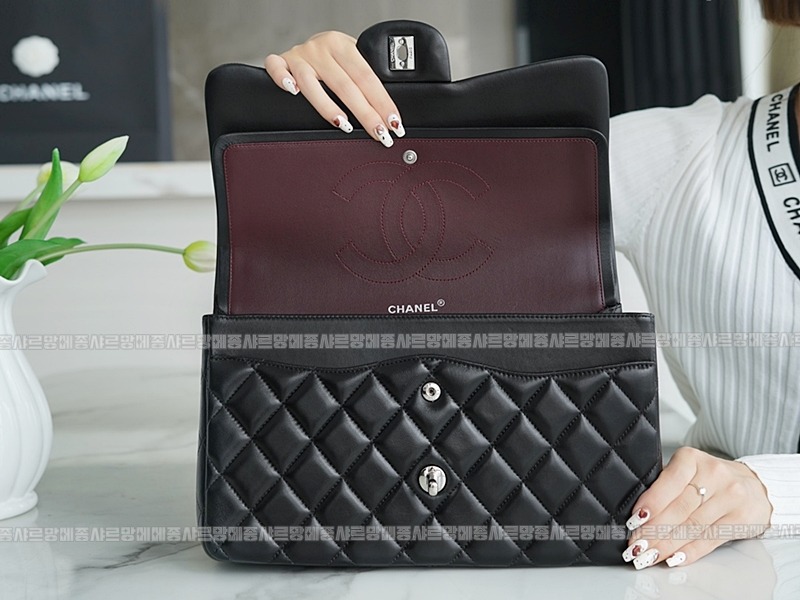 샤넬클래식라지플랩백블랙은장 20260202-105335-014루.jpg