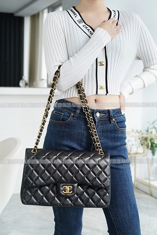 샤넬클래식라지플랩백블랙금장 20260202-113315-003루.jpg