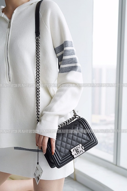 샤넬르보이백스몰 20260203-095438-003루.jpg