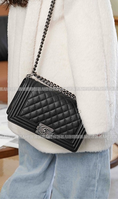 샤넬르보이백미디움 wsxc1770055559124_4루.jpg