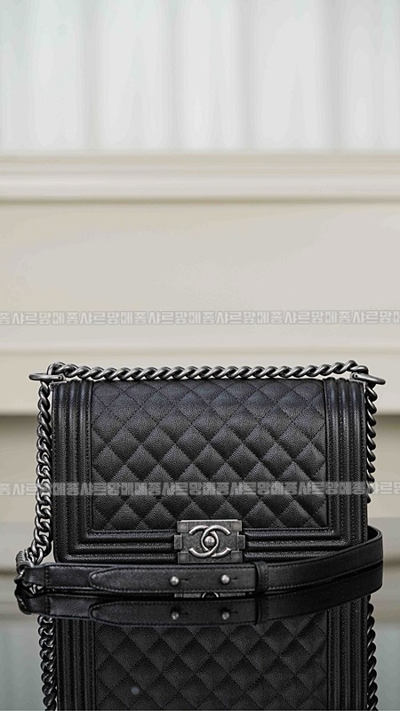 샤넬르보이백미디움 wsxc1770055565870_0루.jpg