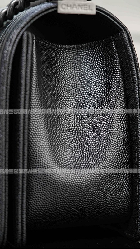 샤넬르보이백미디움 wsxc1770055568134_0루.jpg