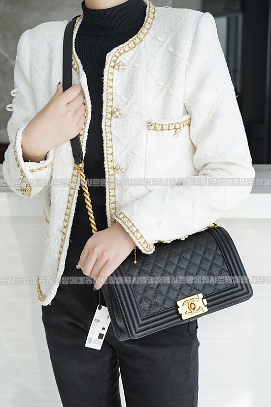 샤넬르보이백미디움금장 20260203-142830-002루.jpg