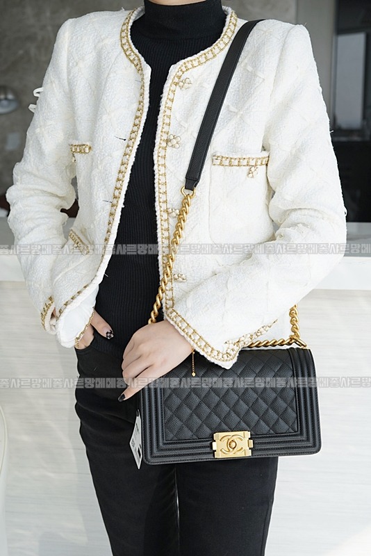 샤넬르보이백미디움금장 20260203-142830-004루.jpg