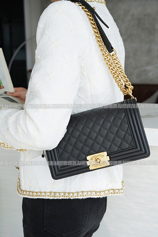 샤넬르보이백미디움금장 20260203-142831-006루.jpg