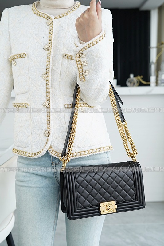 샤넬르보이백미디움금장 20260203-145456-002루.jpg