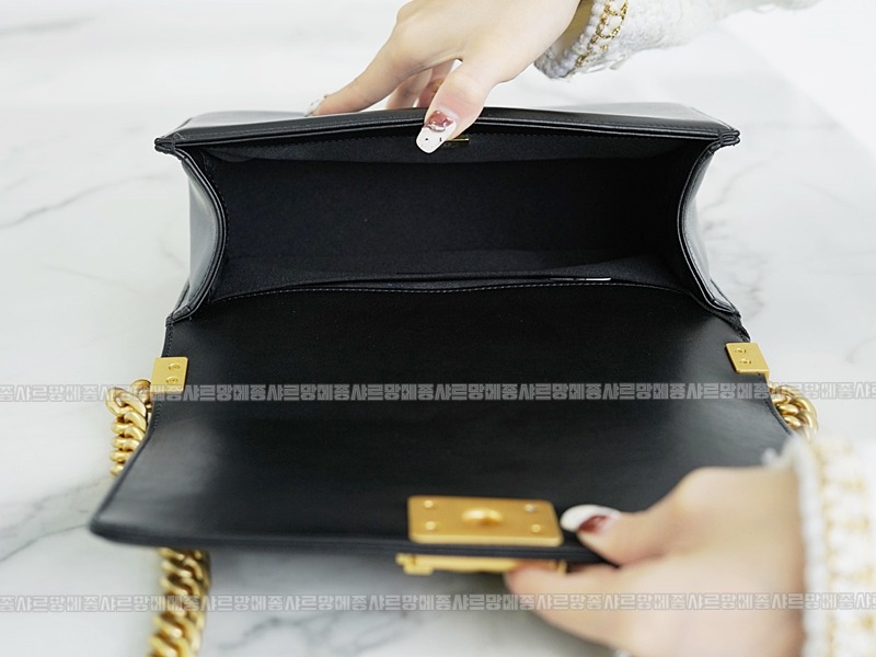 샤넬르보이백미디움금장 20260203-145458-013루.jpg