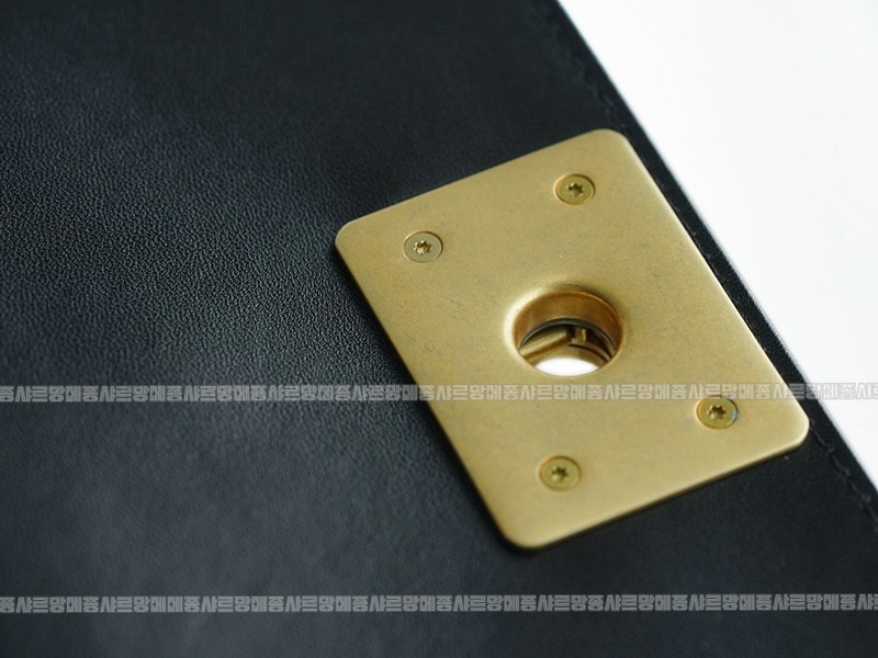 샤넬르보이백미디움금장 20260203-145459-021루.jpg