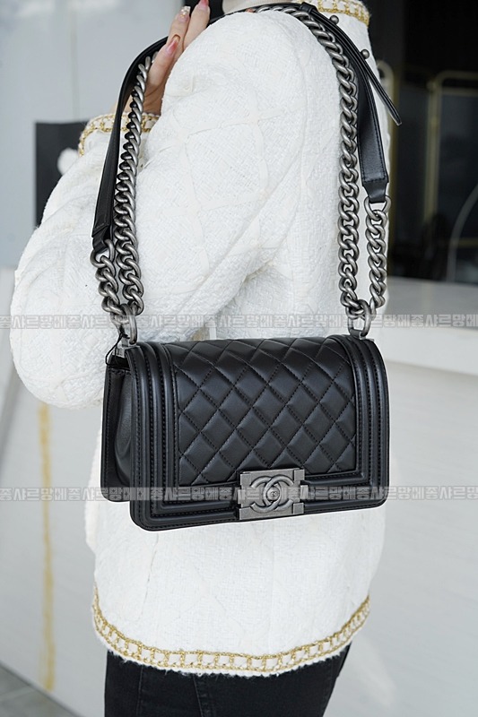 샤넬르보이백스몰은장 20260203-150812-006루.jpg